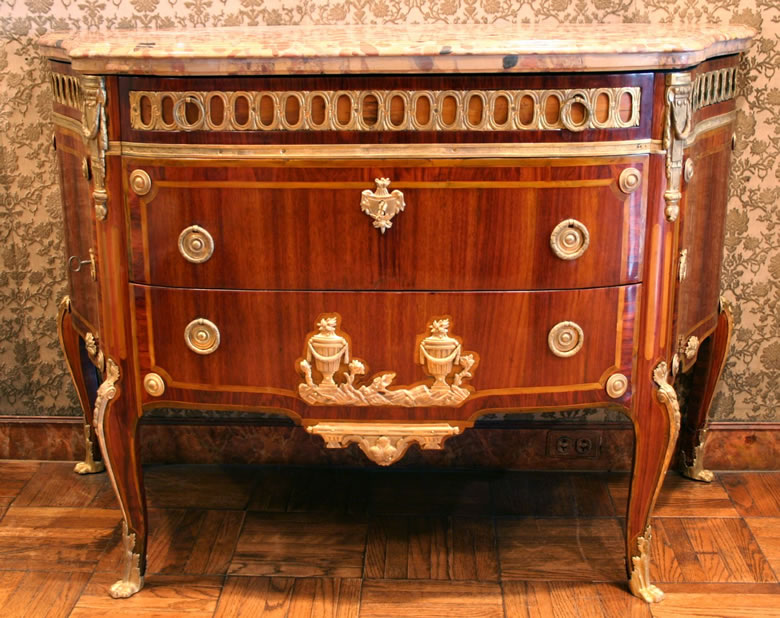 Transitional D-shaped commode attributed to Charles Topino