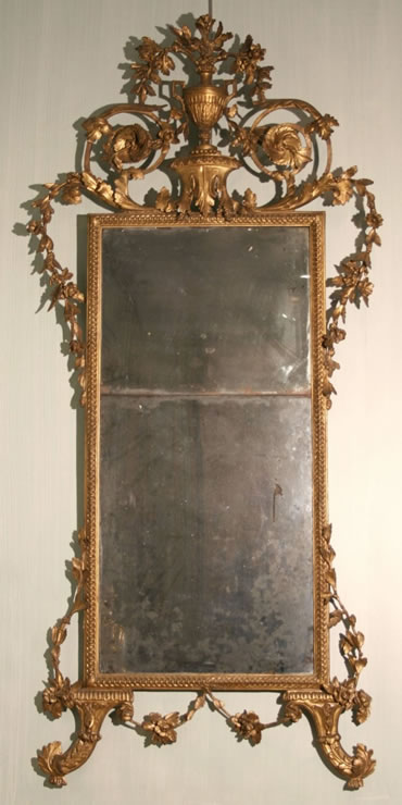 Italian carved and gilded Arabesque mirror