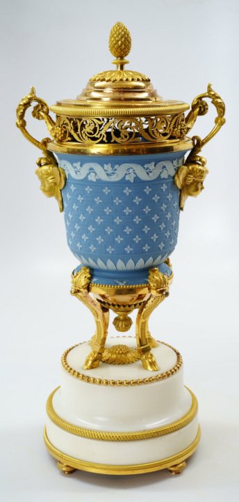 Rare Wedgwood vase mounted in two-color Louis XVI ormolu 