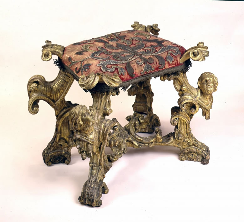 Italian baroque gilded benches original upholstery of silver appliqu on crimson velvet