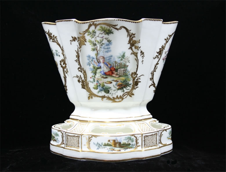 porcelain vase 010