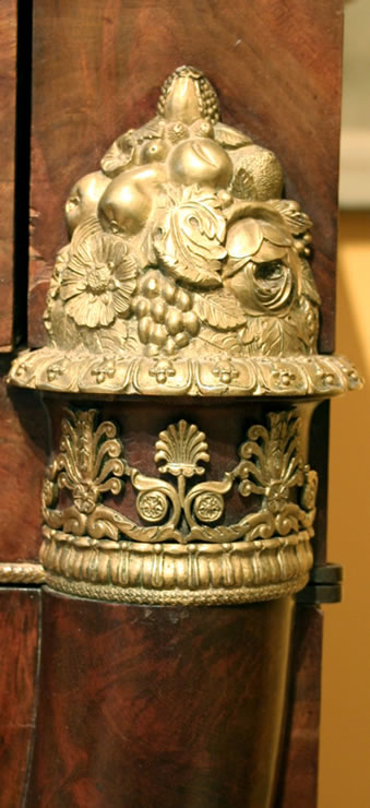 Charles X ormoulu mounted  commode  vantaux