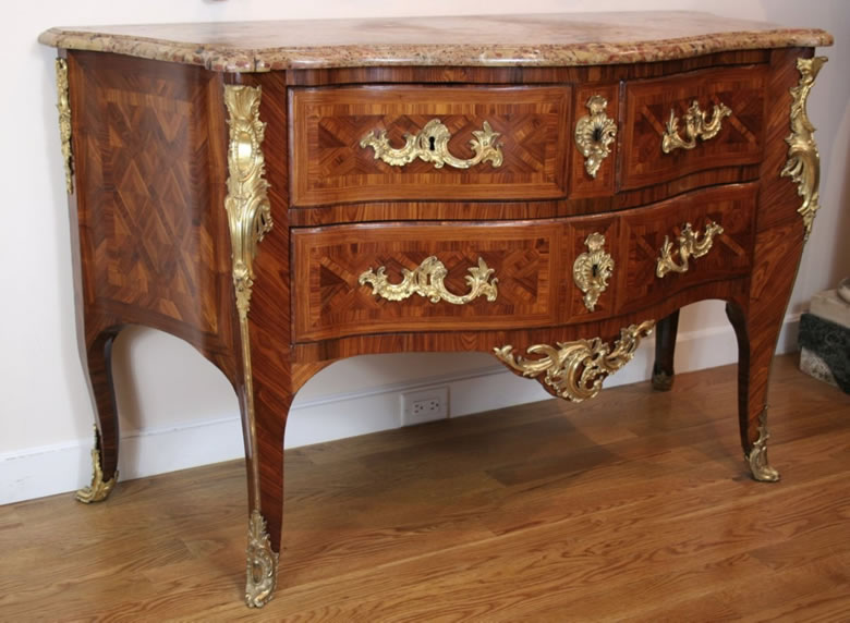 Louis XV commode by B. Peridiez