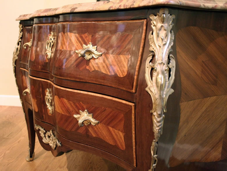 Louis XV commode signed C LEBESGUE 