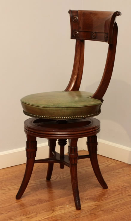 Fine Regency mahogany adjustable piano chair