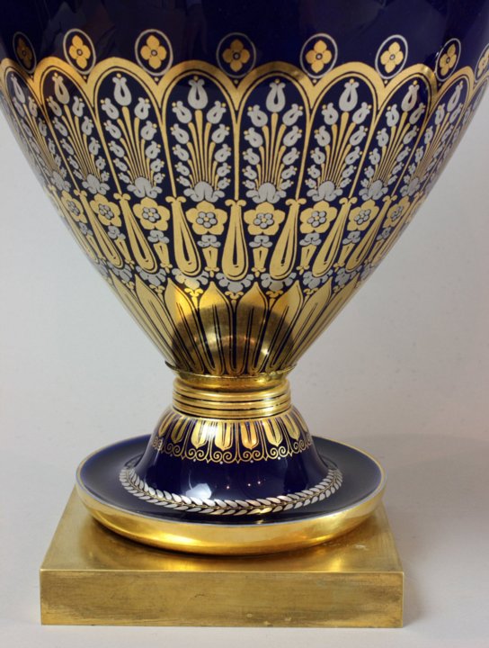 Sevres vase Etrusque Turpin