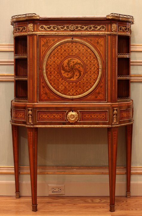 Secrtaire en cabinet signed Lacroix -acajou drawers