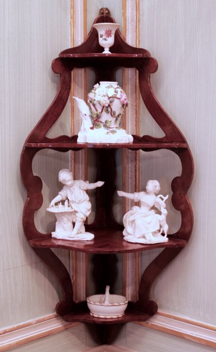 Royal Louis XV hanging corner shelves from Saint-Hubert and Rambouillet