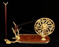 Louis XV bronze dor rouet  filer